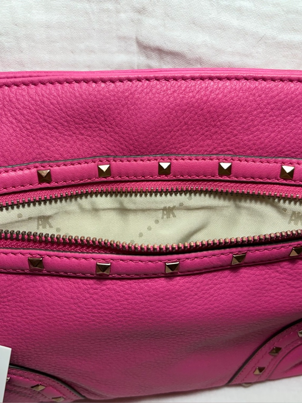 Aimee Kestenberg Hot Pink Leather Crossbody Bag NWT - Picture 4 of 10